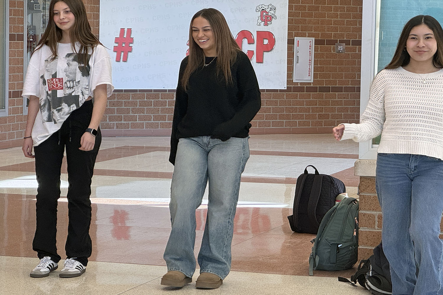 AP/DC Spanish 4 students learn how to dance
