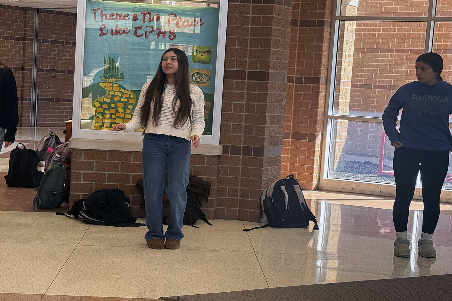 AP/DC Spanish 4 students learn how to dance